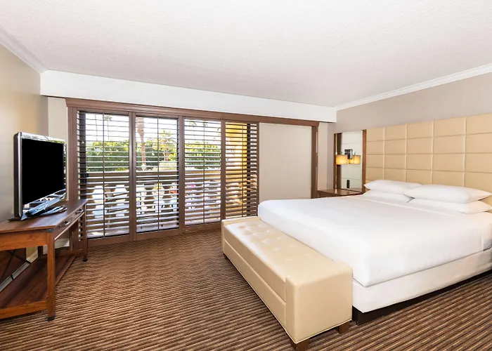 Hilton At The Peak Resort 4*