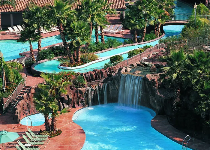 Hilton At The Peak Resort 4*