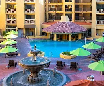 Hilton At The Peak 4*