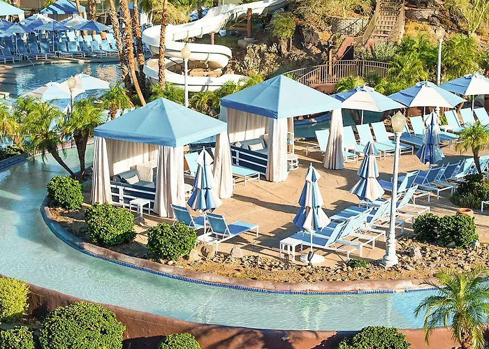 Hilton At The Peak 4*